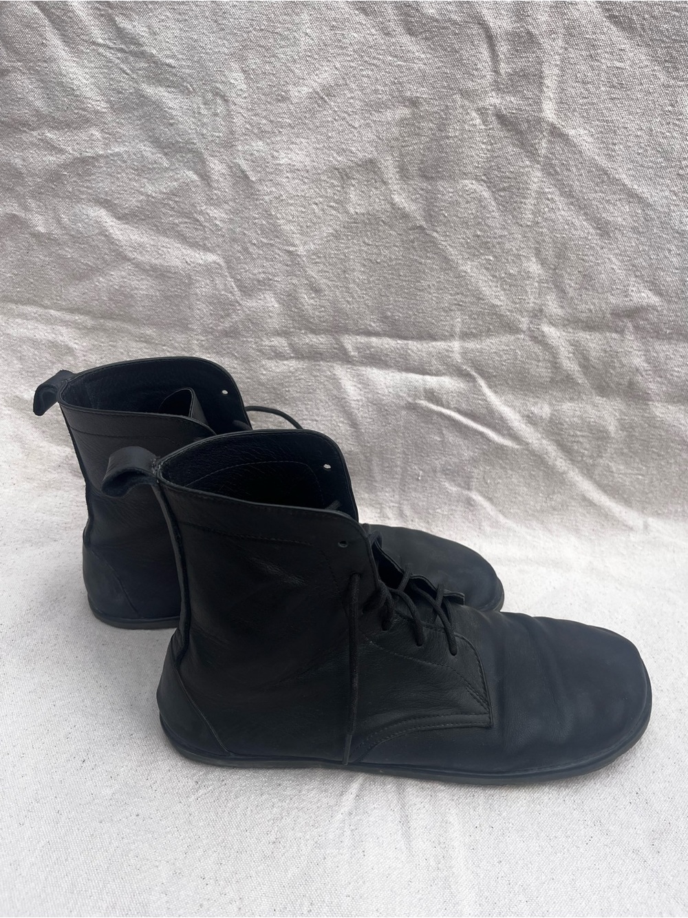 Womans Black Lace-Up Leather Boots - Picture 3 of 4